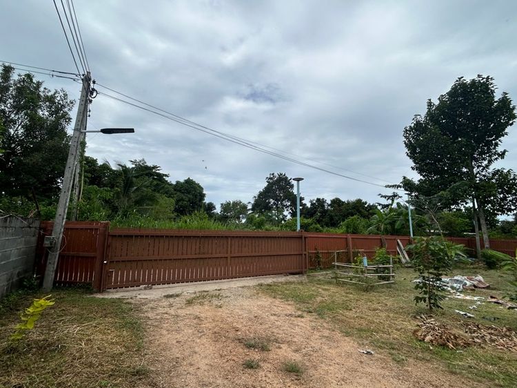 มีบางส่วน 2018 บ้านเดี่ยว พร้อมที่ดิน 1ไร่ ต.ห้วยใหญ่ รูปที่ 3