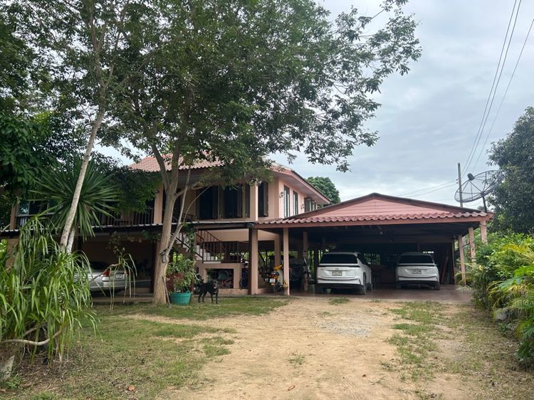 บ้านเดี่ยว พร้อมที่ดิน 1ไร่ ต.ห้วยใหญ่