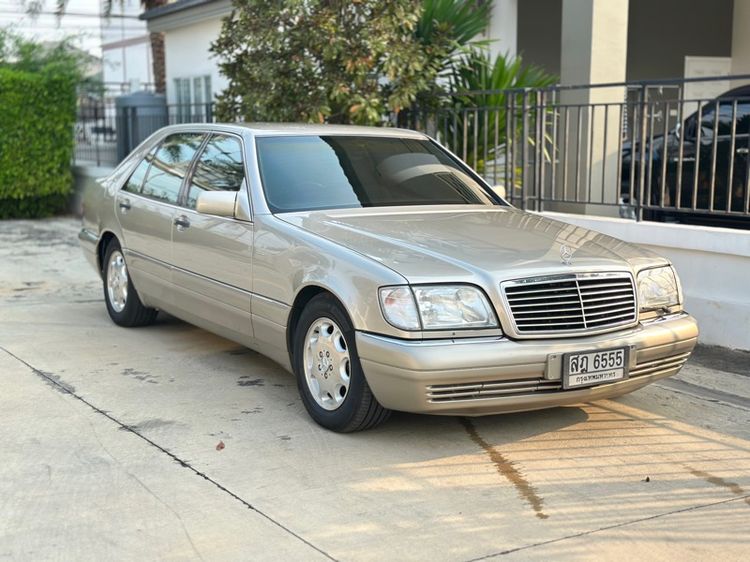 รถ Mercedes-Benz S-Class S500 สี บรอนซ์ทอง