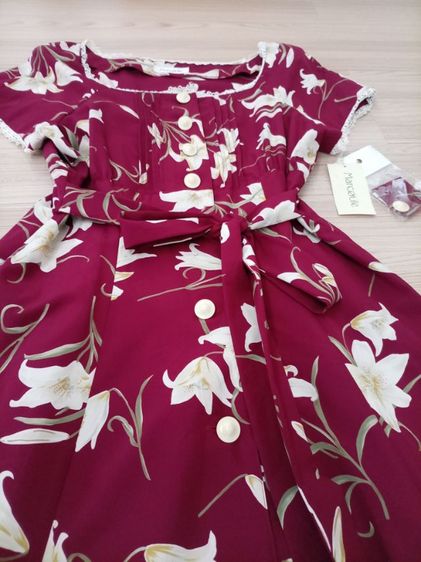 เดรสลายดอกสีไวน์แดง คอแต่งลูกไม้ XL แบรนด์ญี่ปุ่น รูปที่ 4