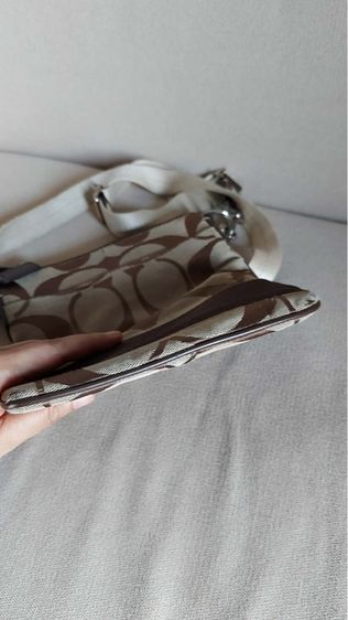 กระเป๋าคอสบอดี้ Coach ของแท้ รูปที่ 5