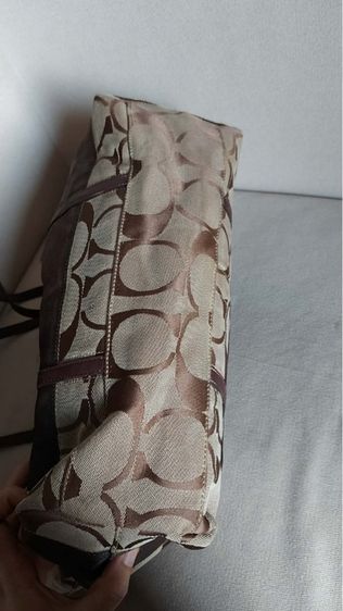 กระเป๋าถือ Coach ของแท้ รูปที่ 7