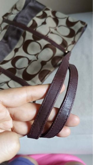 กระเป๋าถือ Coach ของแท้ รูปที่ 13