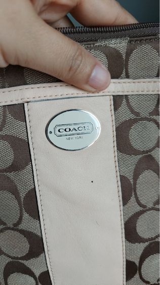 กระเป๋าคอสบอดี้ Coach ของแท้ รูปที่ 3
