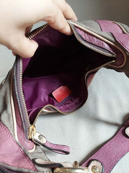 กระเป๋าคล้องไหล่ etro ของแท้ งานแรร รูปที่ 7