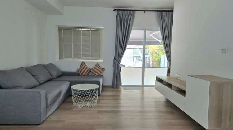 Land and Houses ตกแต่งครบ 2019 ให้เช่า ทาวน์โฮมส์ 2ชั้น หมู่บ้านอยู่ตรงข้าม Dulwich College International School Bangkok รูปที่ 2