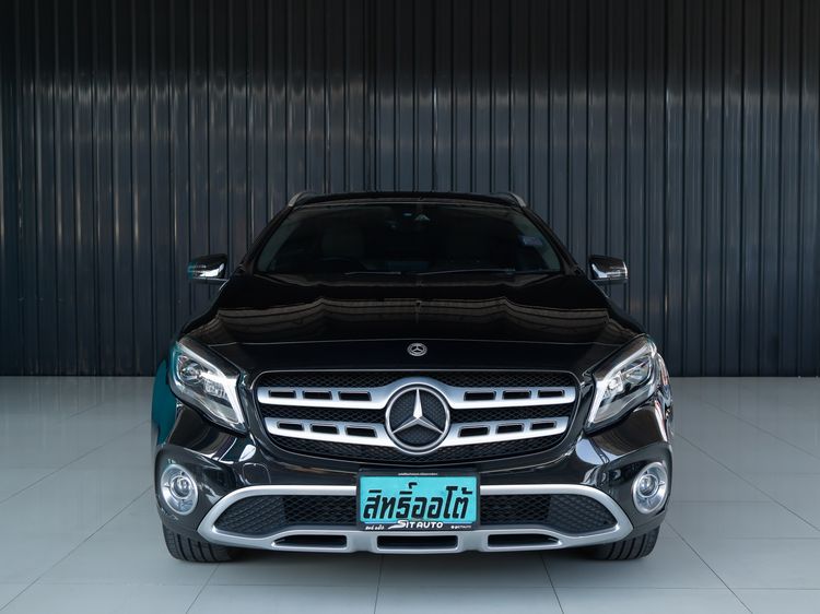 Mercedes-Benz GLA-Class 2019 GLA200 Utility-car เบนซิน ไม่ติดแก๊ส เกียร์อัตโนมัติ ดำ รูปที่ 2