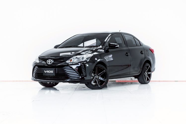 รถ Toyota Vios 1.5 Entry สี ดำ
