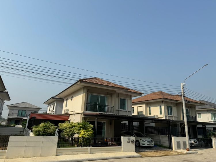 ขายบ้านเดี่ยว 2 ชั้น ทำเลดีที่สุดในโครงการ หน้า Clubhouse หลังเดียวเท่านั้น 