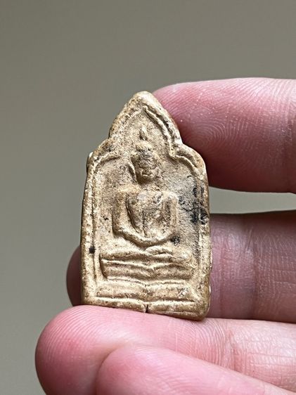 พระเนื้อผง รูปที่ 2