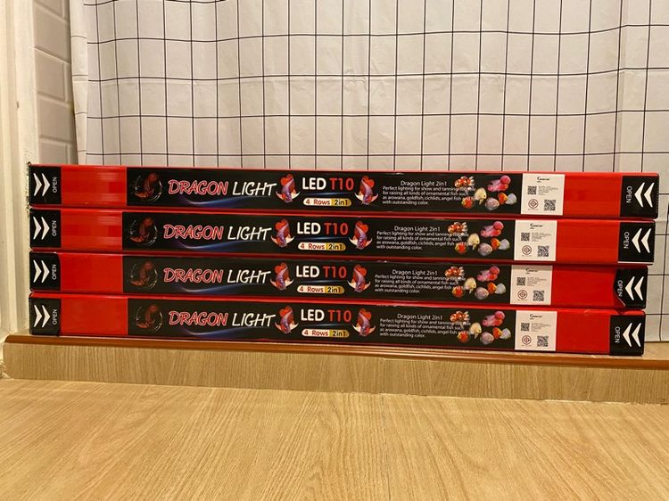 หลอดไฟ T10 แสงสีแดง