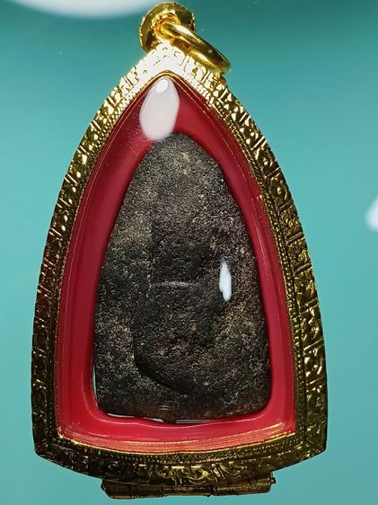 พระหลวงปู่ทวด เนื้อว่านกากยายักษ์ พิมพ์ใหญ่ รุ่นเเรก ปี2497 วัดช้างให้ สภาพสวย เนื้อเเก่ว่านดินดำ ไขว่านขึ้นทั่วองค์ พระสวยเก่าเก็บ เดิมๆมาก รูปที่ 2