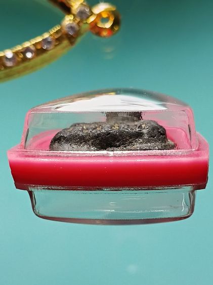 พระหลวงปู่ทวด เนื้อว่านกากยายักษ์ พิมพ์ใหญ่ รุ่นเเรก ปี2497 วัดช้างให้ สภาพสวย เนื้อเเก่ว่านดินดำ ไขว่านขึ้นทั่วองค์ พระสวยเก่าเก็บ เดิมๆมาก รูปที่ 7