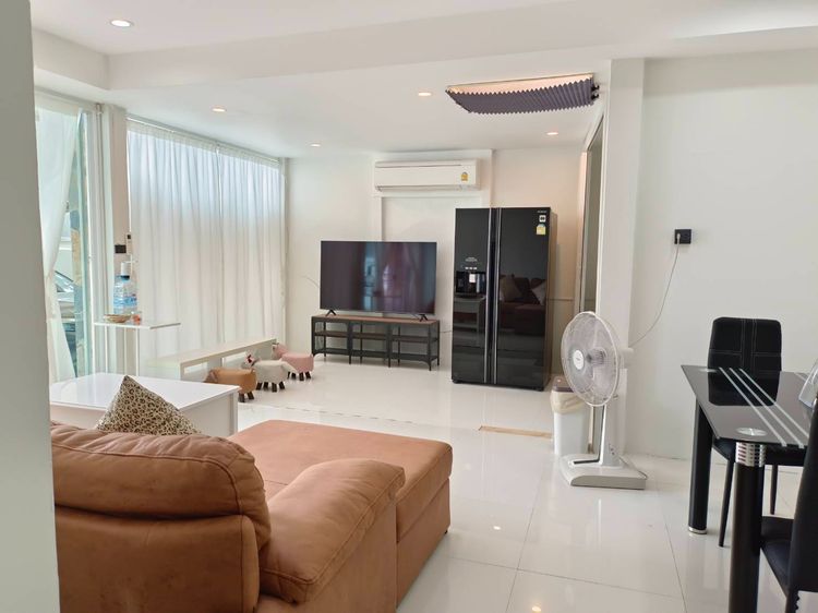 ตกแต่งครบ สร้างเสร็จก่อน 2010 บ้านเดี่ยวโชคชัยสี่ รูปที่ 3