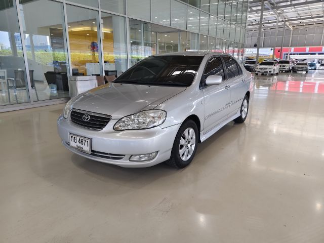 รถ Toyota Altis 1.6 E สี บรอนซ์เงิน