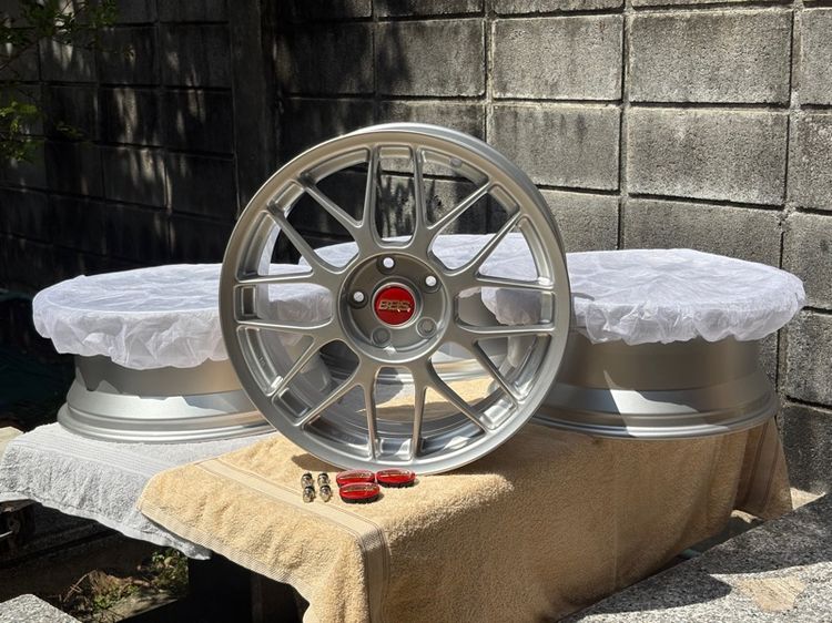 อะลูมิเนียมอัลลอย 18" BBS RC335 FORGED