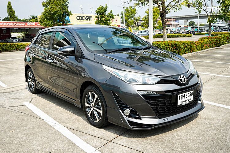 Toyota Yaris 2019 1.2 G Plus Sedan เบนซิน ไม่ติดแก๊ส เกียร์อัตโนมัติ เทา รูปที่ 3