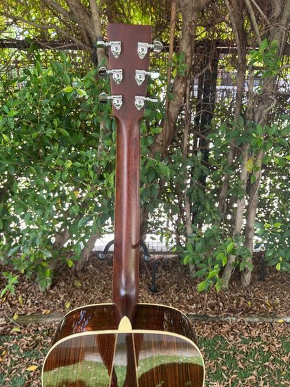 Guitar Martin D35 พร้อม case แข็ง รูปที่ 9