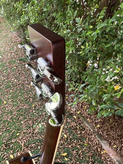 Guitar Martin D35 พร้อม case แข็ง รูปที่ 11