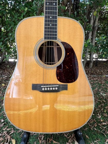 Guitar Martin D35 พร้อม case แข็ง รูปที่ 2