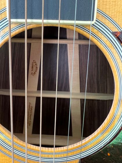 Guitar Martin D35 พร้อม case แข็ง รูปที่ 3