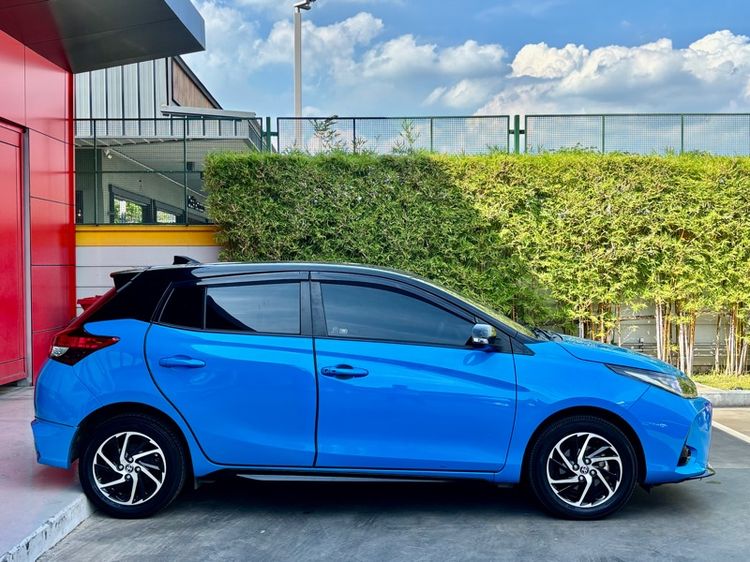 Toyota Yaris 2020 1.2 Sport Premium Sedan เบนซิน ไม่ติดแก๊ส เกียร์อัตโนมัติ น้ำเงิน รูปที่ 4