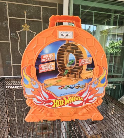 (ส่งต่อ)ของสะสม Hotwheels กระเป๋าเก็บรถ รูปที่ 2