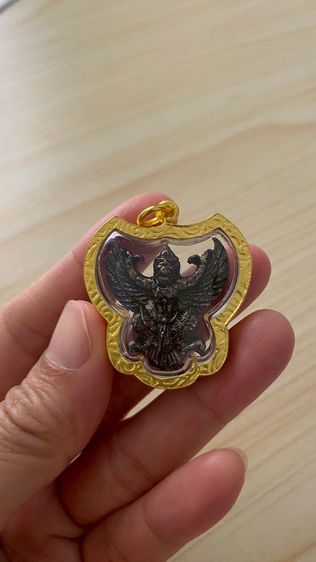 จี้พระยาครุฑ หลวงพ่อเส็ง 