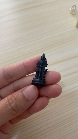 เท้าเวสสุวรรณ เก่า แท้ วัดนางตะเคียน รูปที่ 2