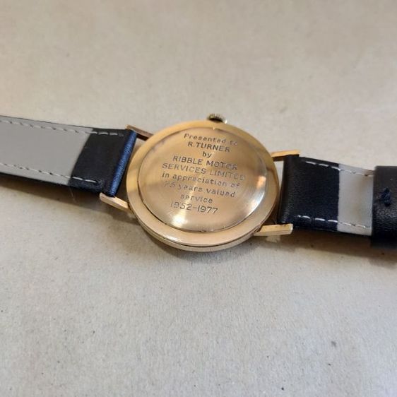 นาฬิกาวินเทจ แบรนด์ Gerrard ตัวเรือน ทองคำ 9K 375 ขนาด 33มม.. ปี1977 รูปที่ 6