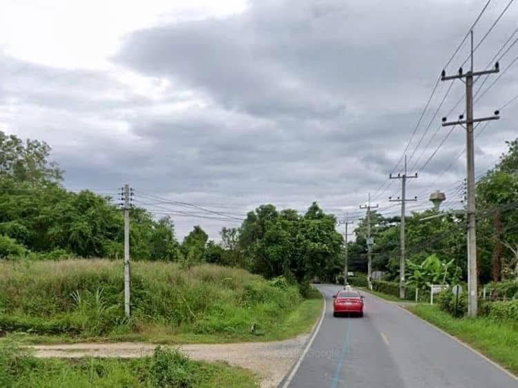 ที่ดินติดถนนตรงข้ามสมหวังเม้าท์เท่นวิว