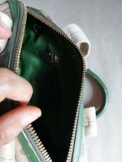 กระเป๋า Coach ของแท้ทรงหมอน รูปที่ 12