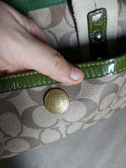 กระเป๋า Coach ของแท้ทรงหมอน รูปที่ 8