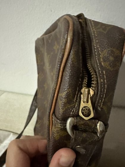 กระเป๋าสะพาย Louis Vuitton รูปที่ 5