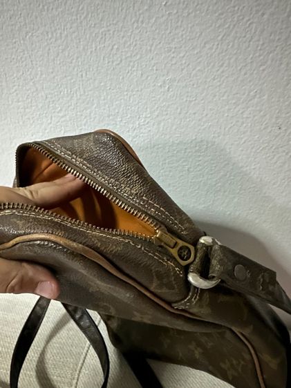 กระเป๋าสะพาย Louis Vuitton รูปที่ 4