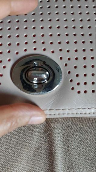 กระเป๋าคอสบอดี้ Coach ของแท้ รูปที่ 12