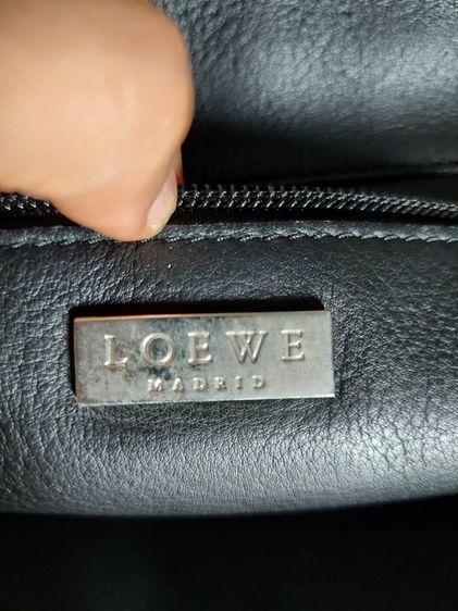 กระเป๋าครอสบอดี้ Loewe ของแท้ สีดำ รูปที่ 11