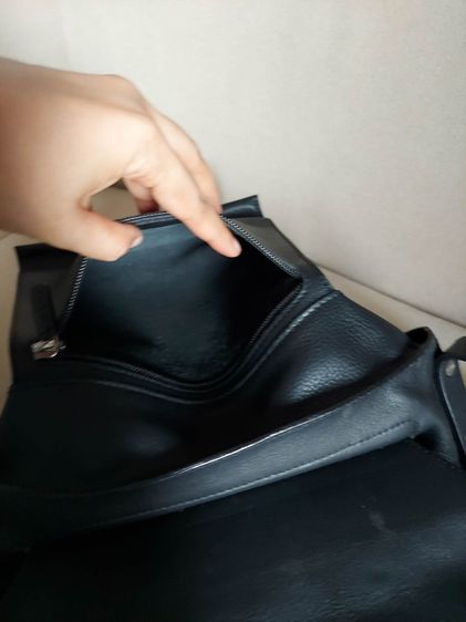 กระเป๋าครอสบอดี้ Loewe ของแท้ สีดำ รูปที่ 8