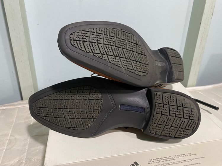 ขายรองเท้าหนังแท้สภาพหม่มาก รูปที่ 5