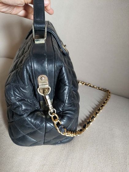 กระเป๋าถือ Chanel สีดำ ทรงดอกเตอร์ รูปที่ 4