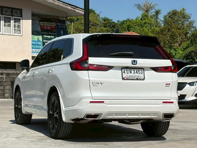 Honda CR-V 2023 2.0 eHEV RS 4WD เบนซิน เกียร์อัตโนมัติ ขาว รูปที่ 2