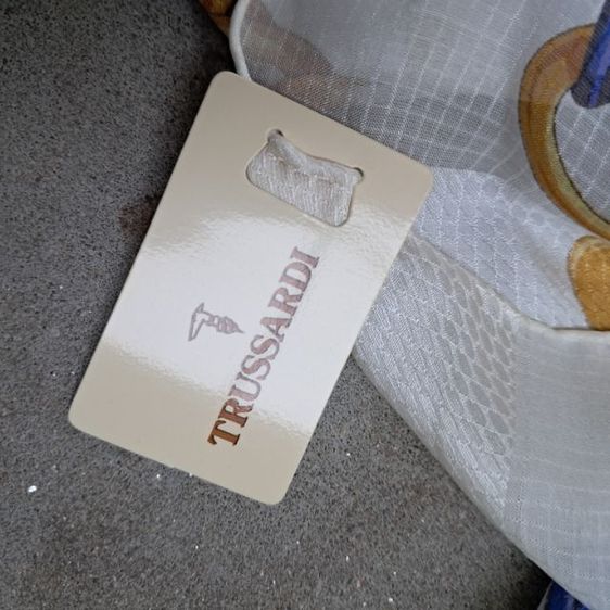 ผ้าพัน Trussardi งานนอก มือ1 รูปที่ 2