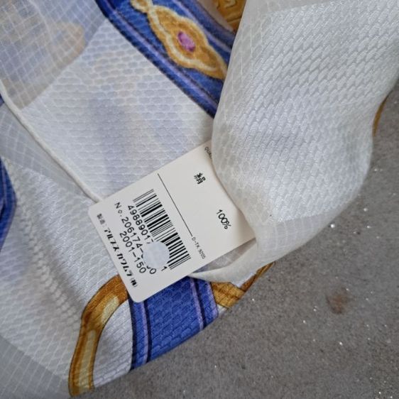 ผ้าพัน Trussardi งานนอก มือ1 รูปที่ 3