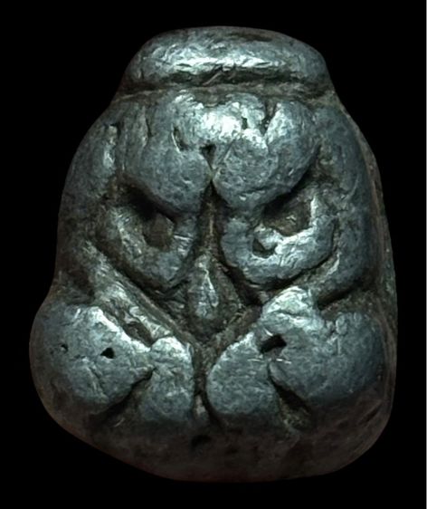 พระปิดตาหลวงปู่เอี่ยมวัดหนัง เนื้อตะกั่วเก่าถึงยุค