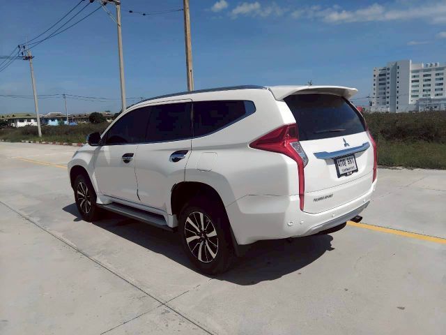 Mitsubishi Pajero Sport 2018 2.4 GT Premium Utility-car ดีเซล เกียร์อัตโนมัติ ขาว รูปที่ 2