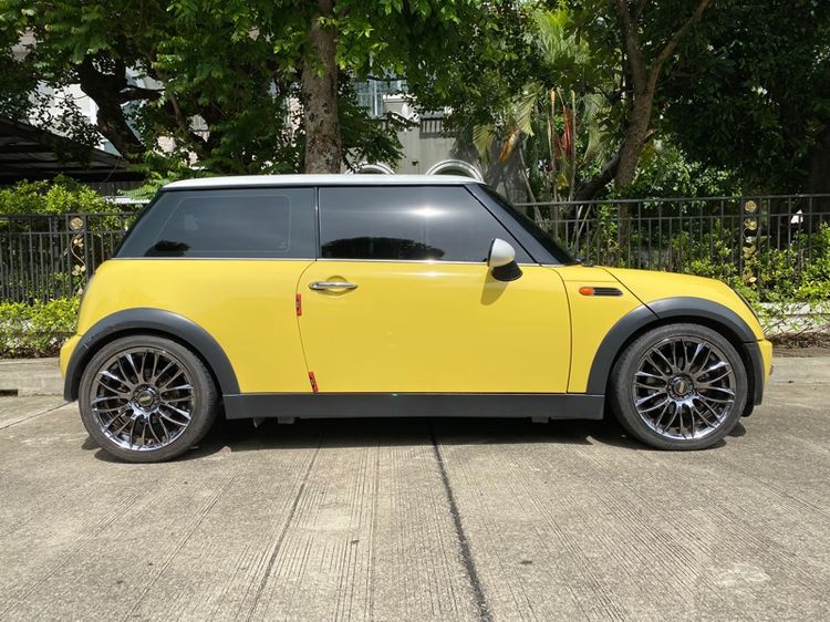 Mini COOPER 2012 รุ่นย่อยอื่นๆ Sedan เบนซิน ไม่ติดแก๊ส เกียร์อัตโนมัติ เหลือง รูปที่ 4