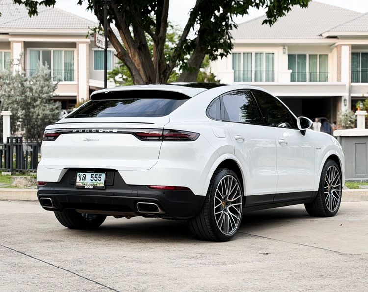 Porsche Cayenne 2021 3.0 E-Hybrid Coupé 4WD Sedan ปลั๊กอินไฮบริด (PHEV) ไม่ติดแก๊ส เกียร์อัตโนมัติ ขาว รูปที่ 4