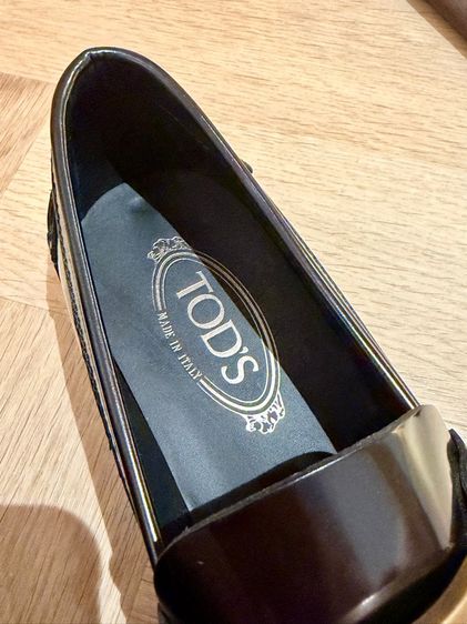 รองเท้า Tod’s รูปที่ 10