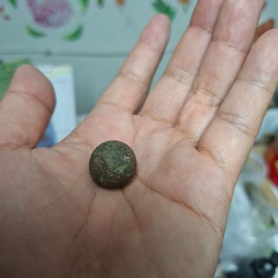 ลูกสะกดหลวงพ่อเนียม เนื้อชิน รูปที่ 6