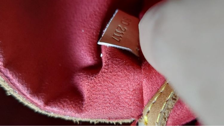 กระเป๋าถือหลุยส์หมอนลายเชอรี่ รูปที่ 8